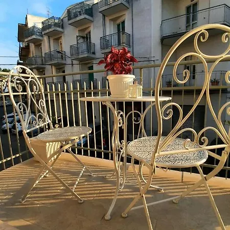 Casetta Del Lettore Apartment *